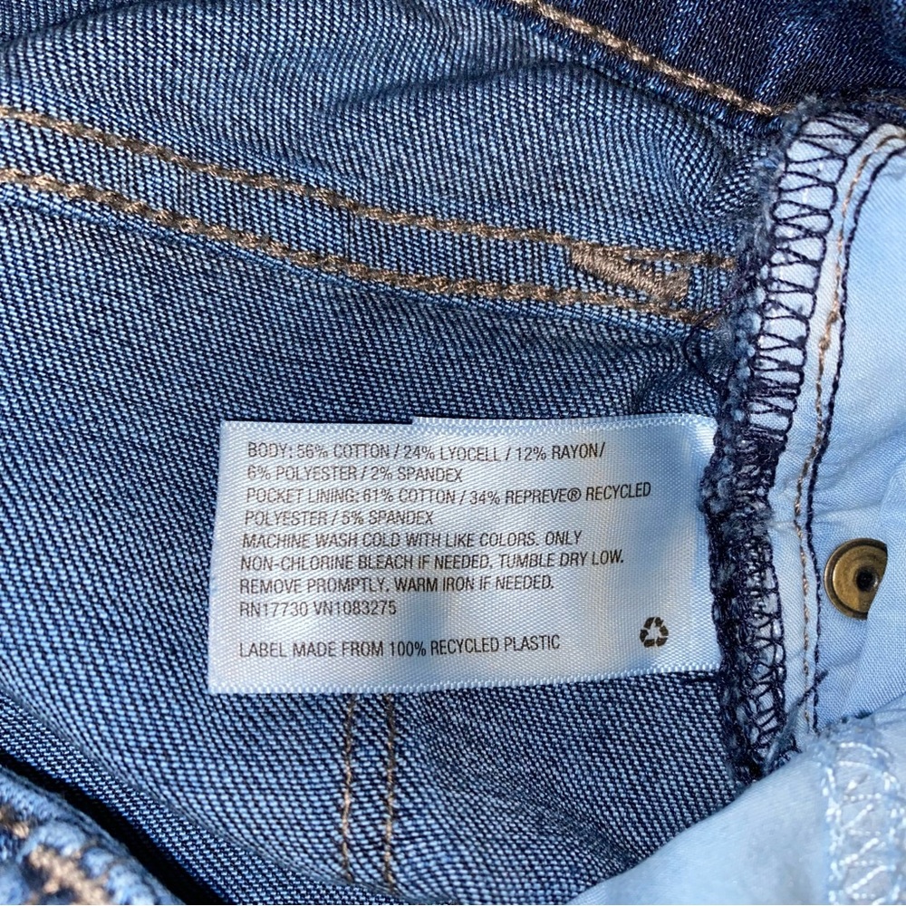 Universal Thread Jeans - Picture 5 of 7
